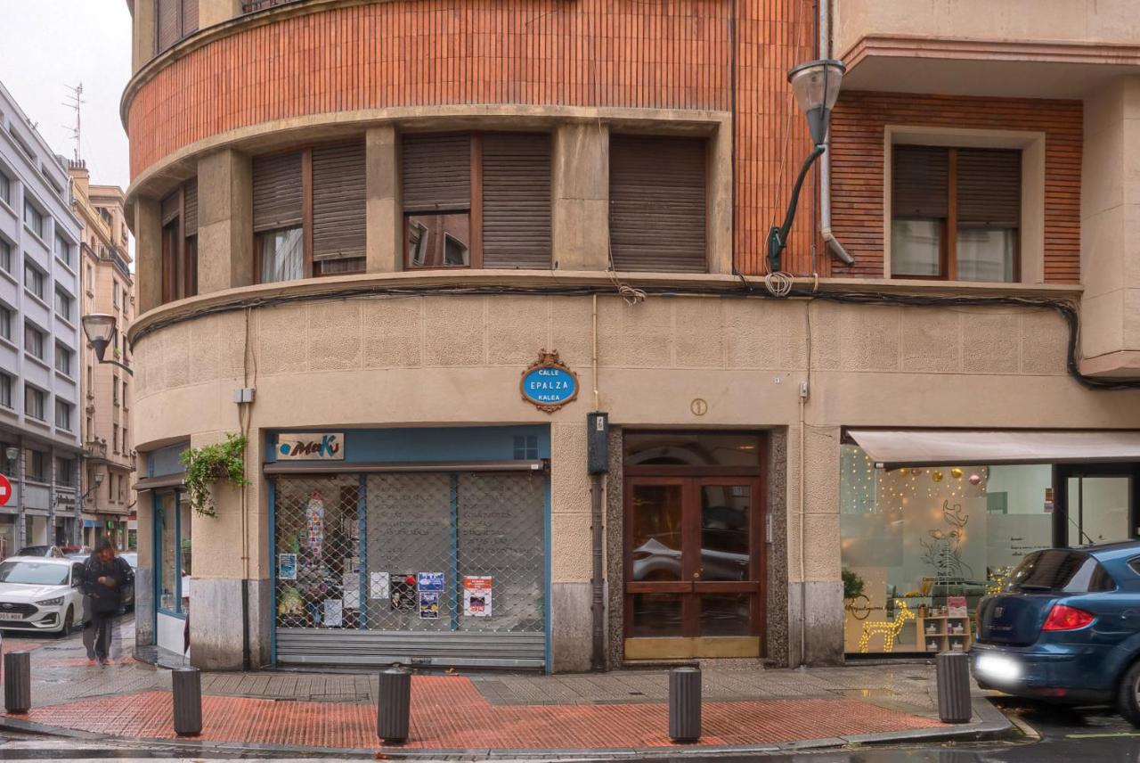 Encanto Y Confort En Calle Epalza - Tu Familia En El Corazon De Bilbao Exteriér fotografie